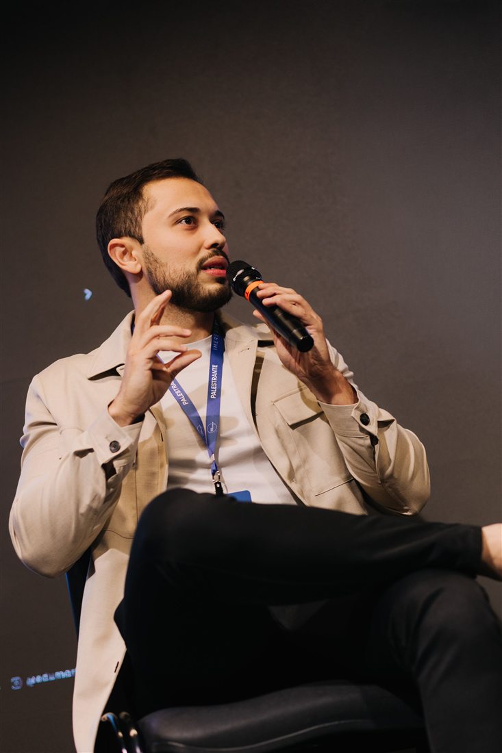 Eduardo palestrando no Next Ecommerce